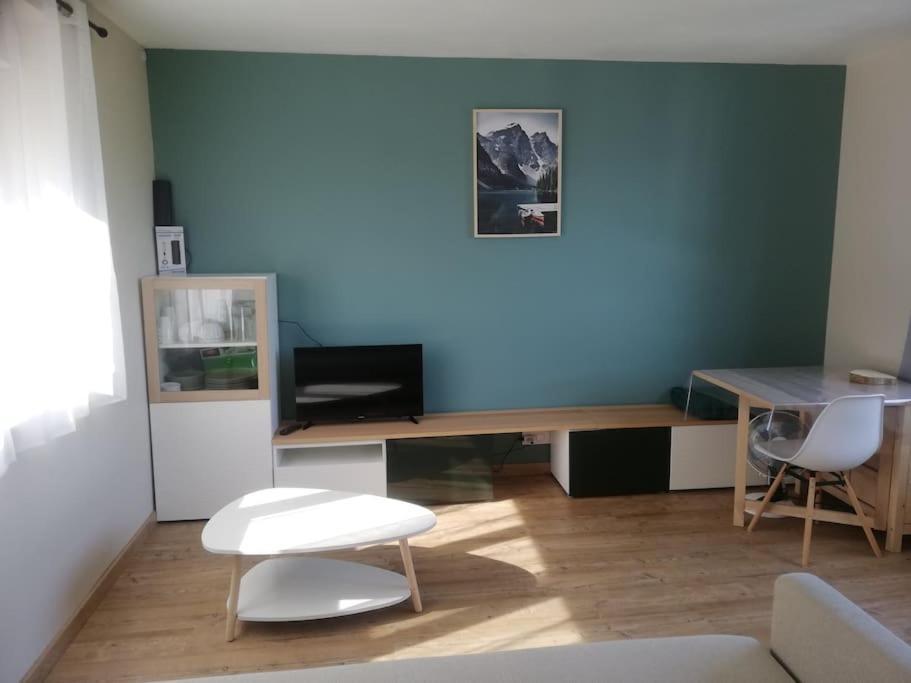 Jolie Petite Maison Independante De Plain-pied Holiday home *